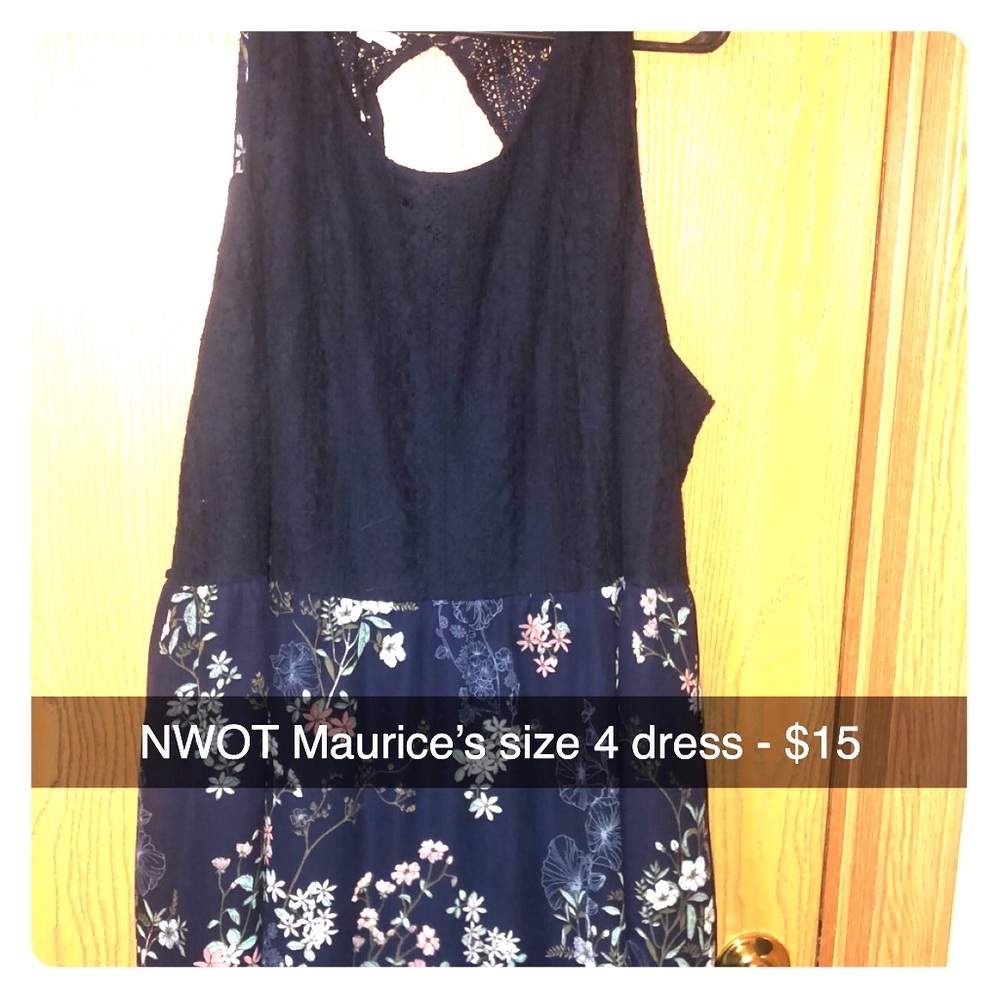 Sleeveless dress